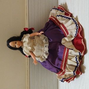 Vintage Sleepy Eyes Costa Rica Souvenir Doll